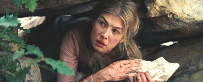 Rosalie Quaid (Rosamund Pike) muss Schreckliches mit ansehen. © Universum Film